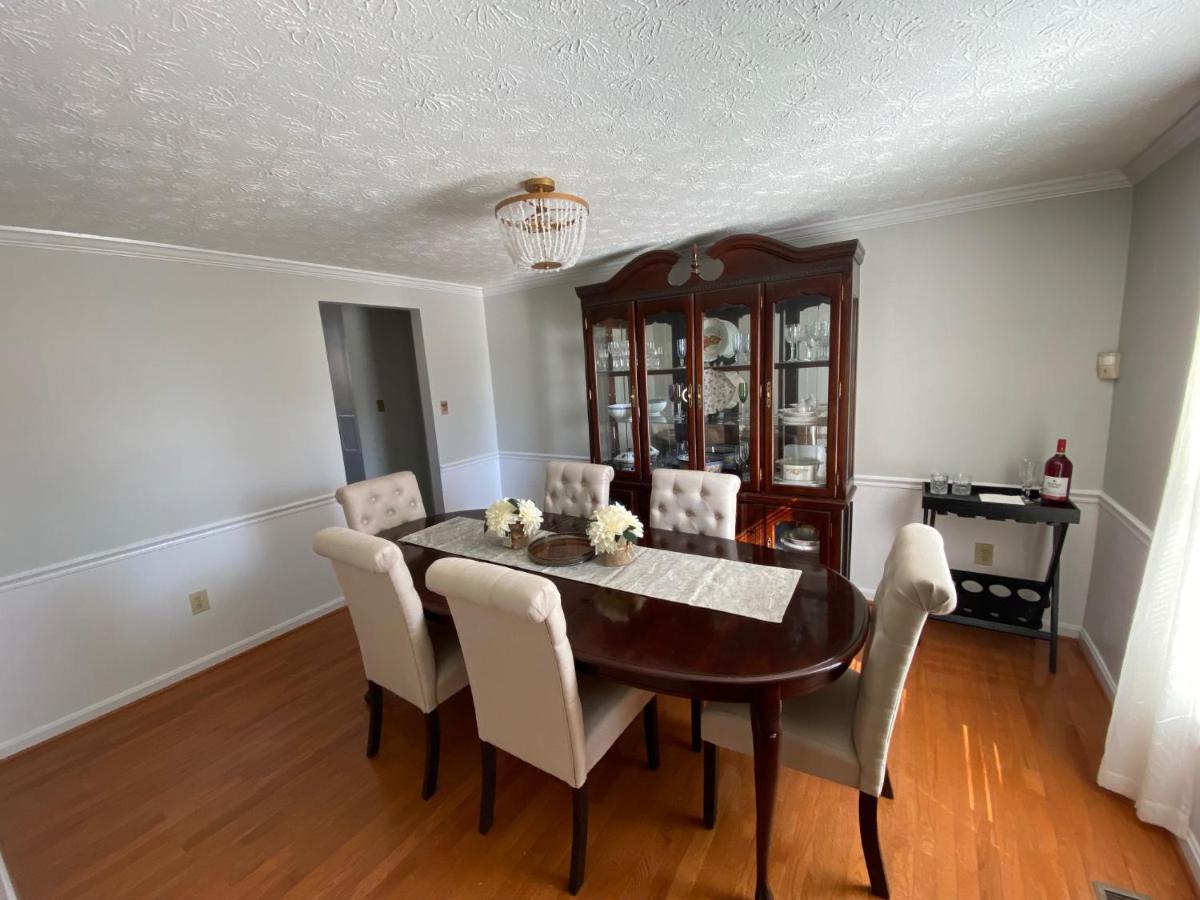 Upgraded, Beautiful 4 Bd Colonial In Силвер Спринг Экстерьер фото