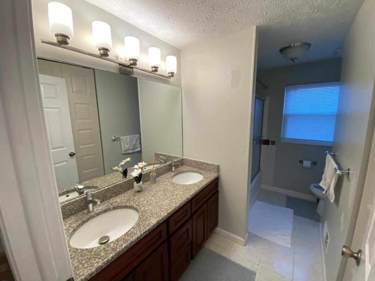 Upgraded, Beautiful 4 Bd Colonial In Силвер Спринг Экстерьер фото
